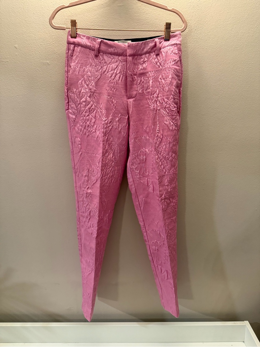 Scotch & Soda Pink Lowry Park in Bloom Floral Jacquard Tapered Pants 24